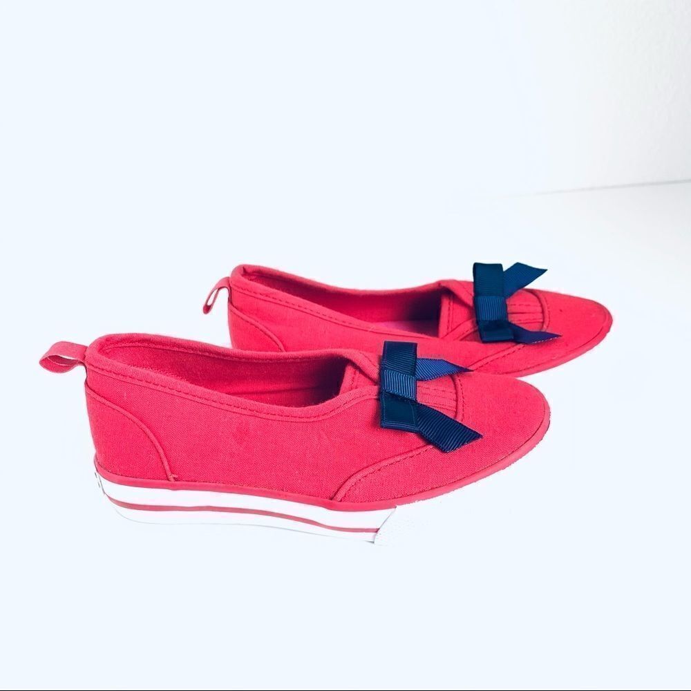 Gymboree Bow Sneakers‎